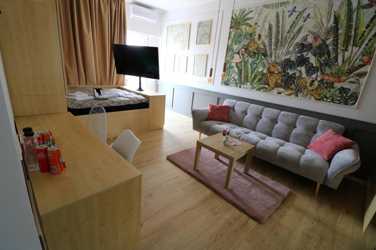 Deluxe Studio Old Center Panoramic View Terrace Apartment Bukares Bagian luar foto